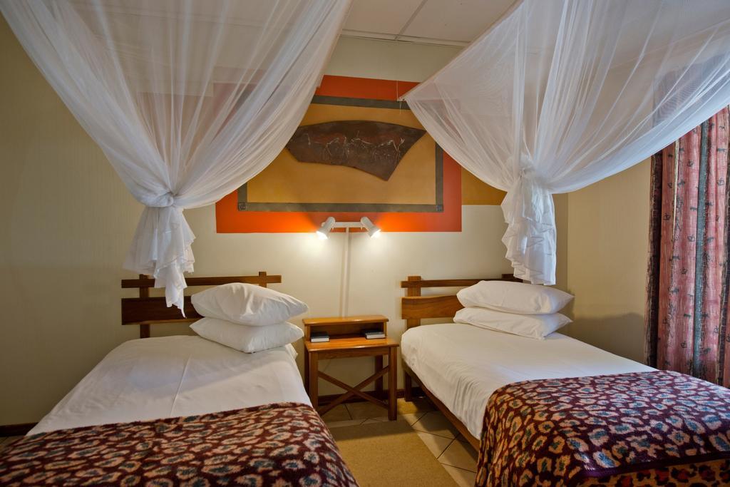 Oshakati Country Hotell Rom bilde