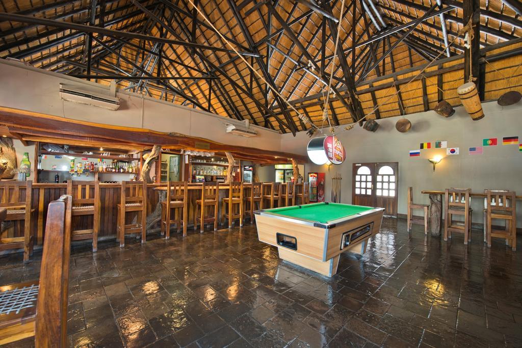 Oshakati Country Hotell Eksteriør bilde